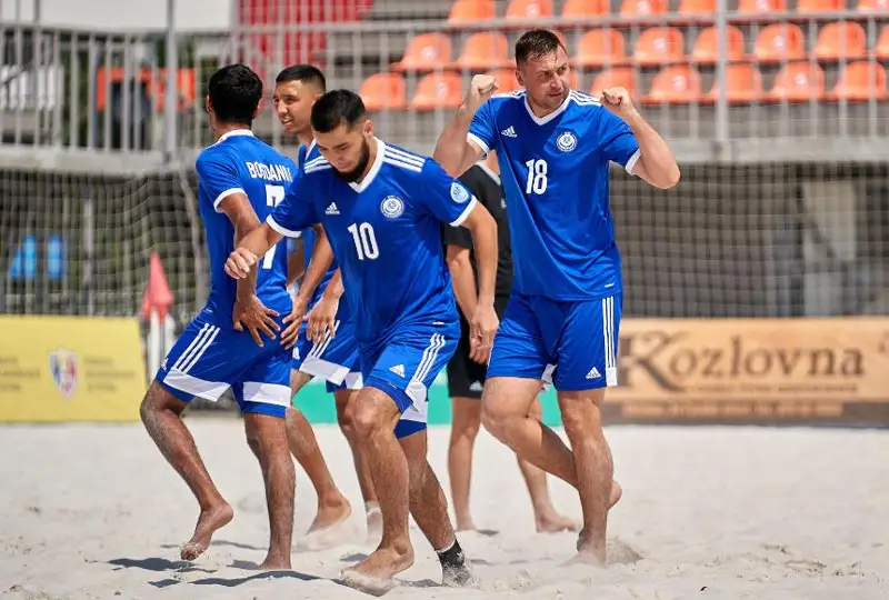 Сборная Казахстана по пляжному футболу одержала вторую победу в Евролиге-2022