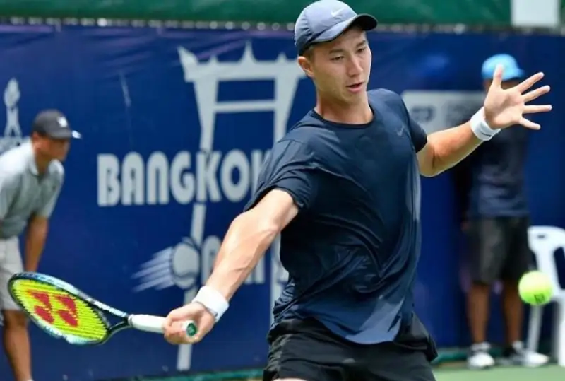 Казахстанец Бейбит Жукаев успешно стартовал на турнире в Таиланде