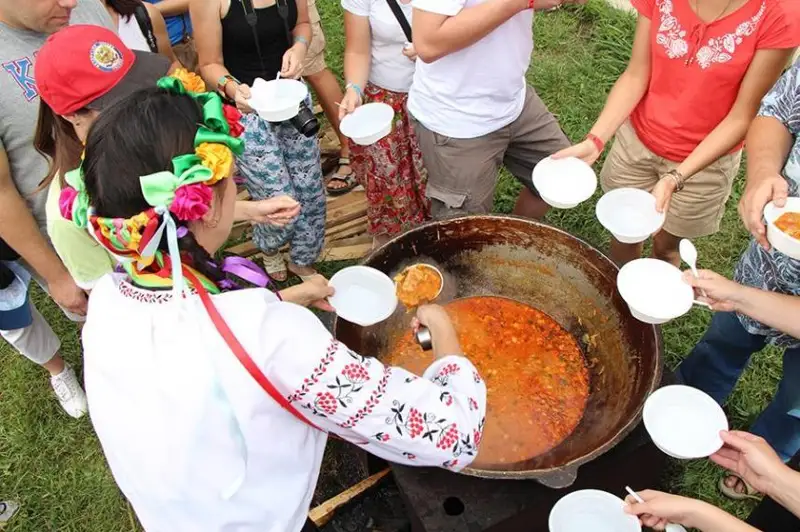 Украинанинг боршч тайёрлаш анъанаси ЮНЕСКО рўйхатига киритилди