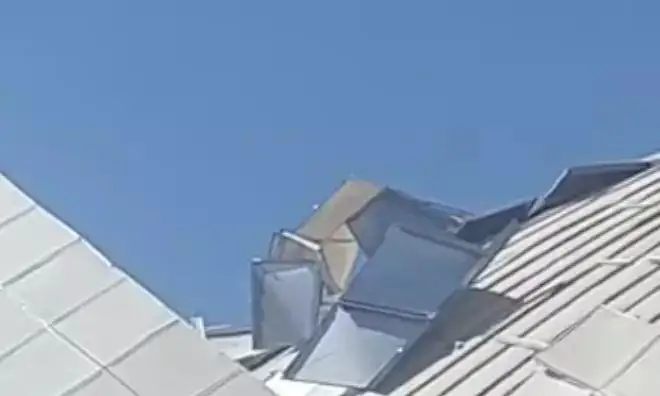 تۇركىستاندا قاتتى جەلدەن ياساۋي مۋزەيىنىڭ شاتىرى قيرادى - ۆيدەو