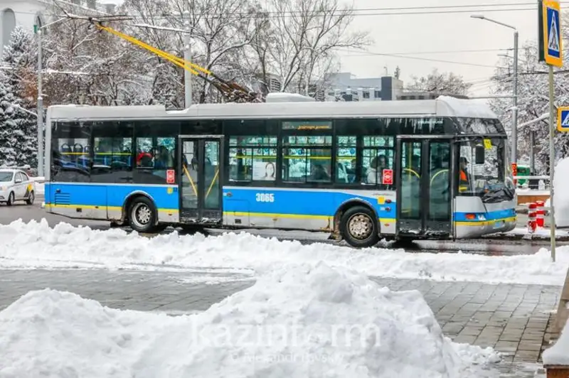 Алматида жамоат транспорти ҳайдовчилари учун автостанциялар пайдо бўлади