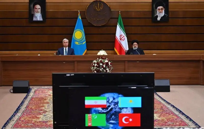 Қозоғистондан Туркияга Эрон орқали биринчи контейнер поезди йўлга қўйилди