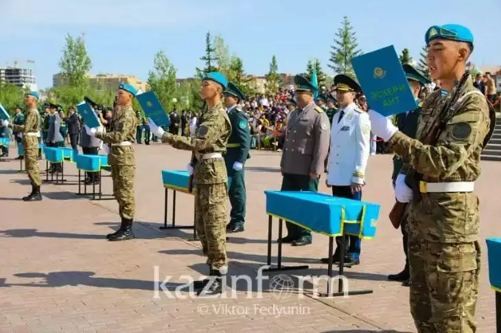 استانادا 120 سارباز اسكەري انت قابىلدادى