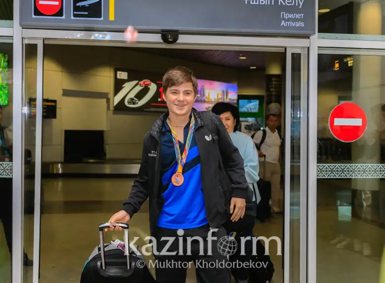 پرەزيدەنتتىڭ ءوزى حابارلاسىپ قۇتتىقتايتىنىن كۇتپەدىم - جاس تەننيسشى الان قۇرمانعاليەۆ