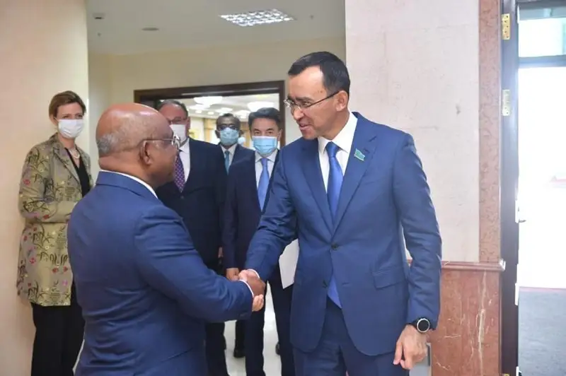 БМТ Қозоғистонда Жаҳон ва анъанавий динлар етакчилари Съездини ўтказишни қўллаб-қувватлайди