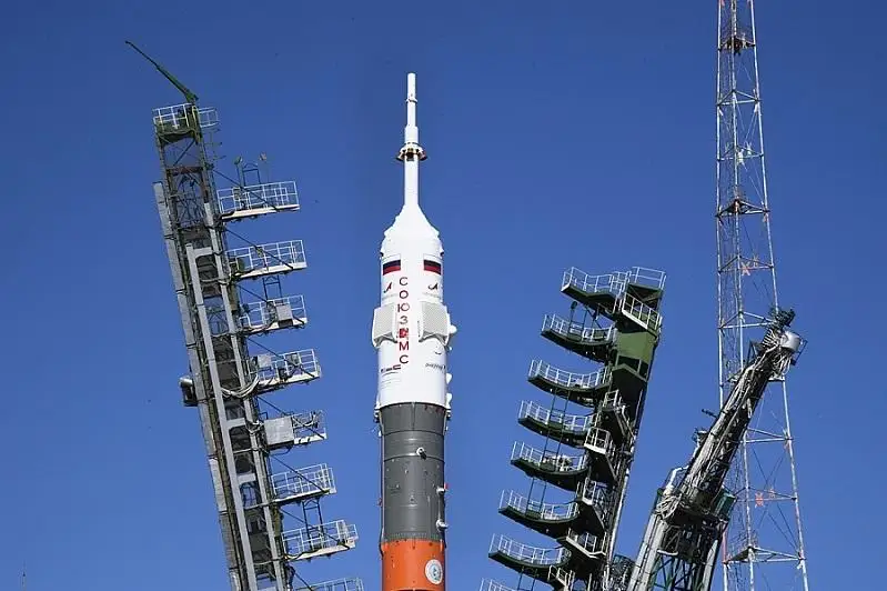 “联盟MS-15”号飞船从拜科努尔航天基地发射升空