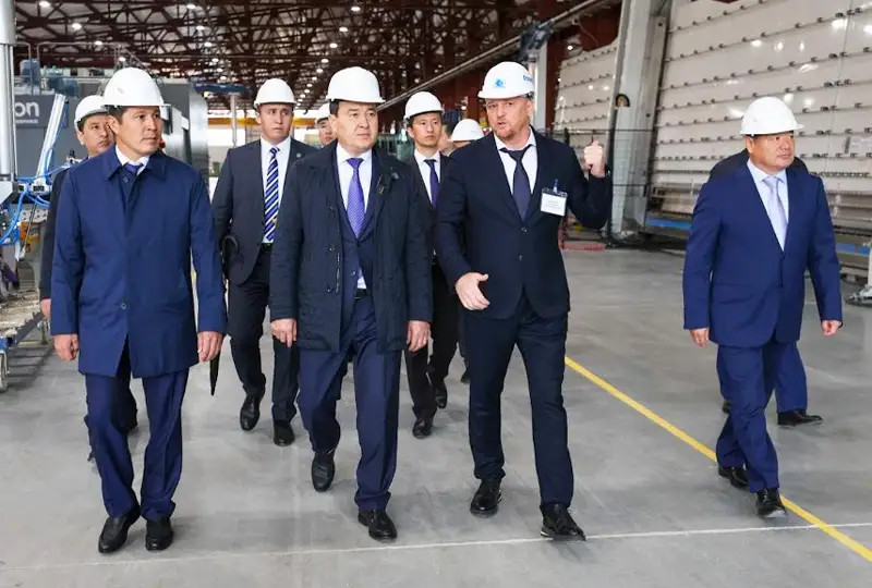 Әлихан Смайылов Ертіс үстімен автокөпір салу мәселесін пысықтауды тапсырды
