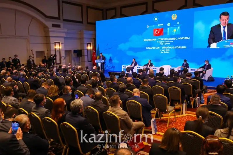 Túrkııa úshinshi jyl qatarynan Qazaqstanǵa rekordyq ınvestıtsııalar salyp keledi