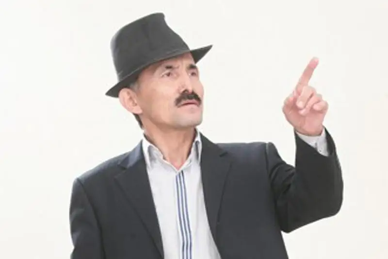 ءجۇسىپ اقشورا: ءىشىپ العان ادامنىڭ ءرولىن قينالماي ورىندايمىن