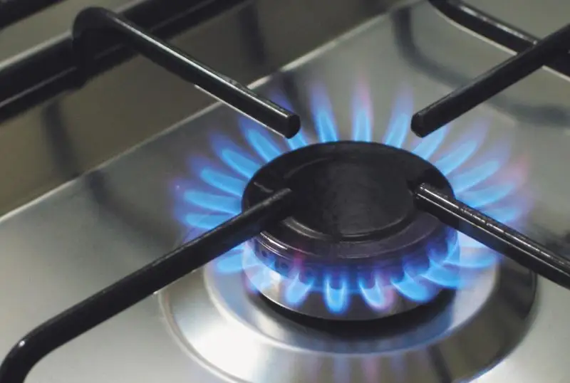 Пойтахт уйларини газ билан таъминлаш суръати икки баравар ошди - Нур-Султан шаҳри ҳокими