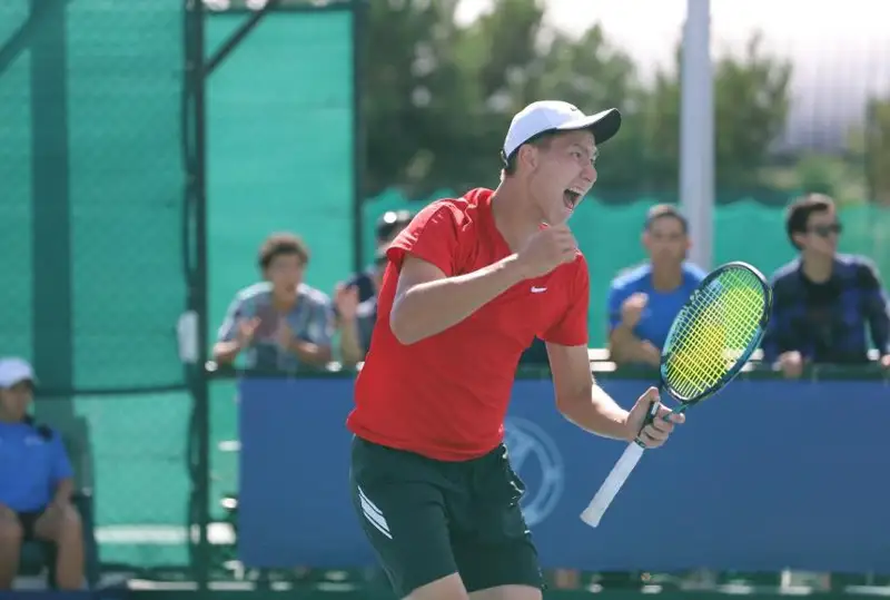 Впервые в истории сразу три казахстанца сыграют в полуфинале домашнего Челленджера