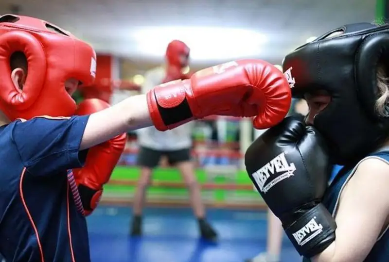 Қозоғистонда болалар 5 ёшдан бадиий гимнастикага, 12 ёшдан боксга қабул қилинади - янги норма