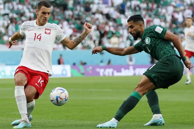 قاتار-2022: پولشا قۇراماسى ساۋد ارابياسىنان باسىم ءتۇستى