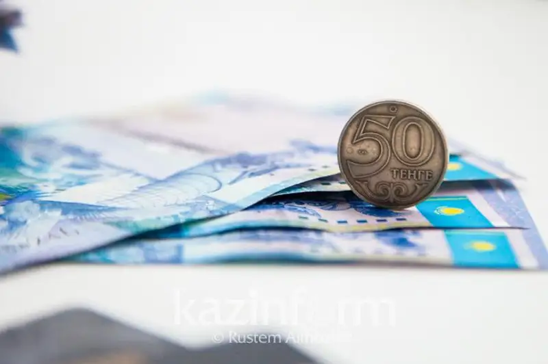 Teńge men rýbl: Ulttyq bank tóraǵasy valıýta naryǵyndaǵy ahýalǵa pikir bildirdi
