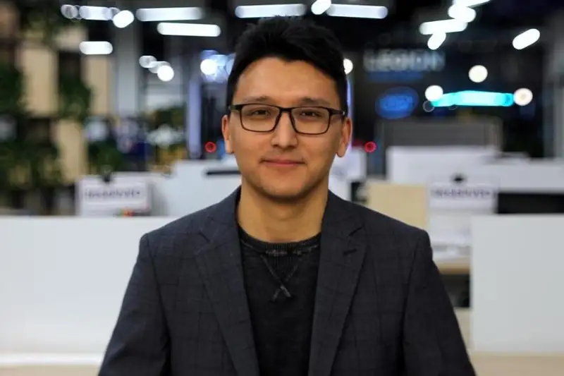 الماتىلىق جاس جىگىت كىتاپحانا جۇمىسىنىڭ ءبىرىڭعاي جۇيەسىن ويلاپ تاپتى