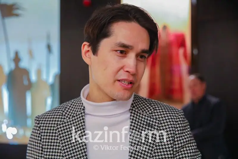 Я постарался оживить Болган Ана  - первый скульптор-гиперреалист Казахстана Айдос Есмагамбетов