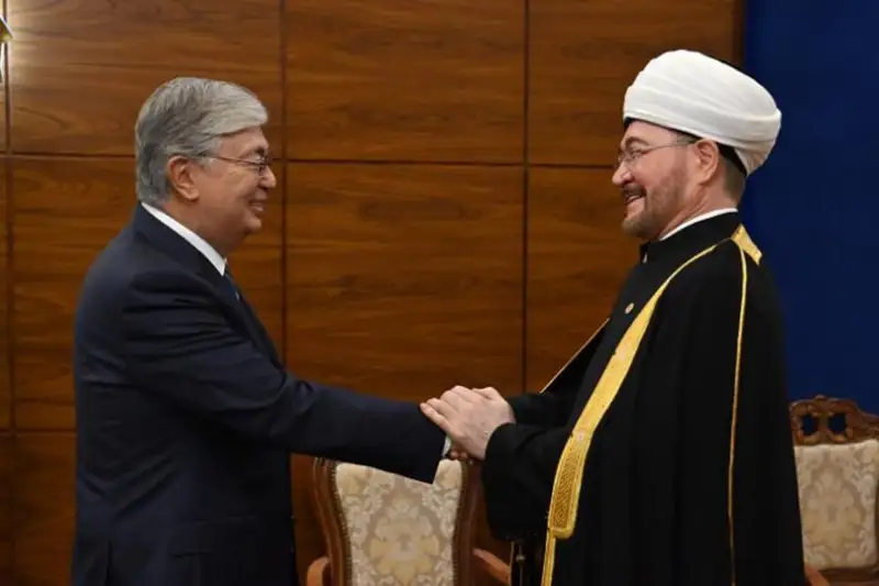Prezıdent Reseı musylmandary qaýymynyń ókilderimen kezdesti