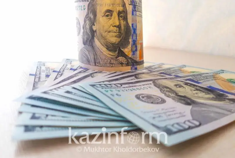 قور نارىعىندا دوللار قانشا تەڭگەدەن ساۋدالانىپ جاتىر