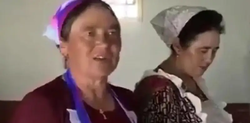 قازاقشا سويلەگەن قىتايلىق ورىس ايەلدەر كوپشىلىكتى ءتانتى ەتتى