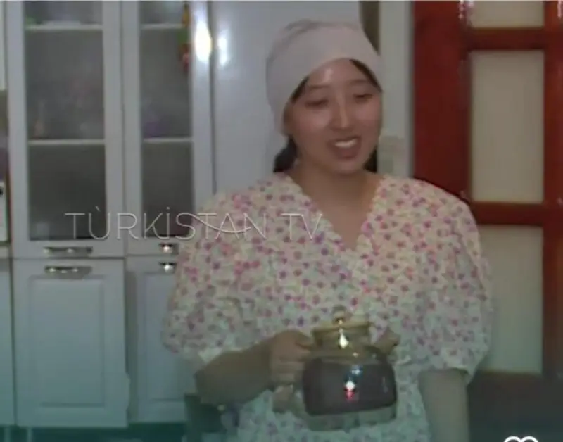 تۇركىستانعا كەلىن بولعان كارىس قىزى يسلام ءدىنىن قابىلدادى - ۆيدەو