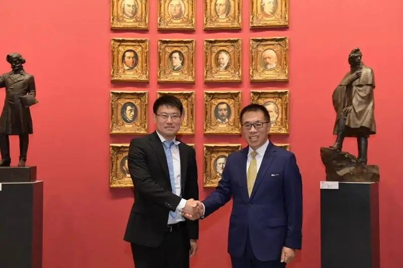 哈萨克斯坦驻华大使馆公使衔参赞会见中国国家大剧院院长