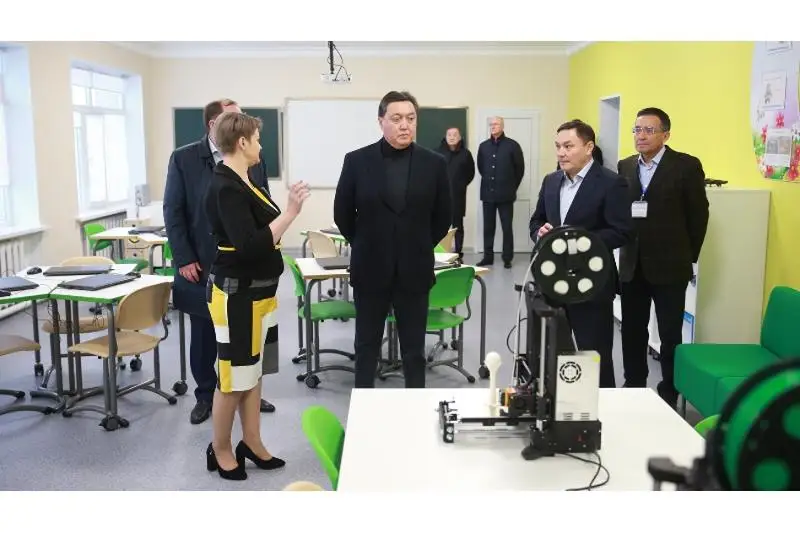 政府总理视察阿克莫拉州奶制品厂