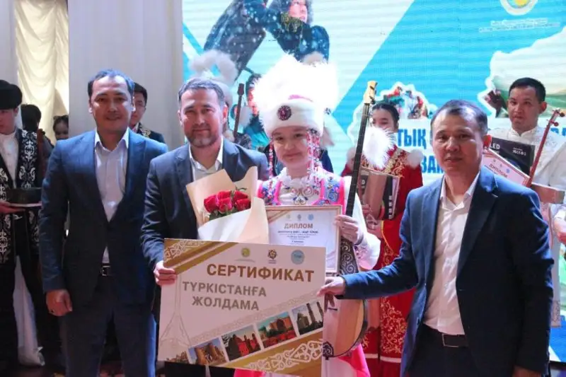 جاس تەرمەشىلەر بايقاۋىنىڭ جەڭىمپازدارى انىقتالدى