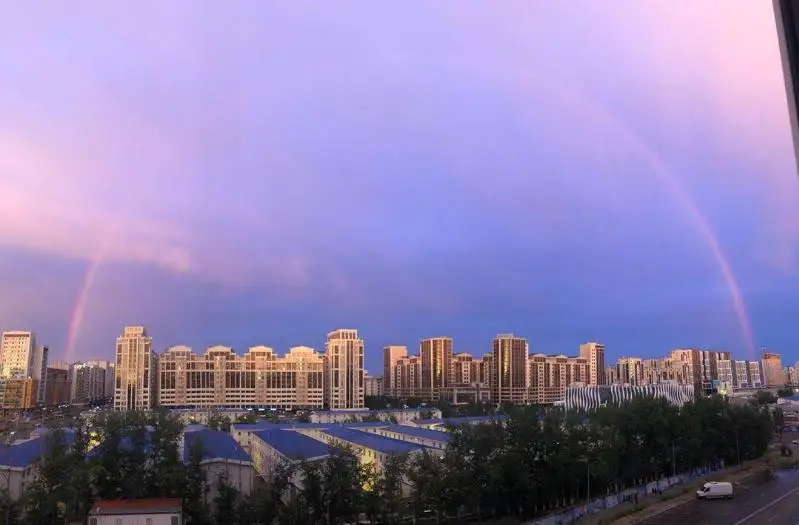 大雨过后 首都上空现奇异天象