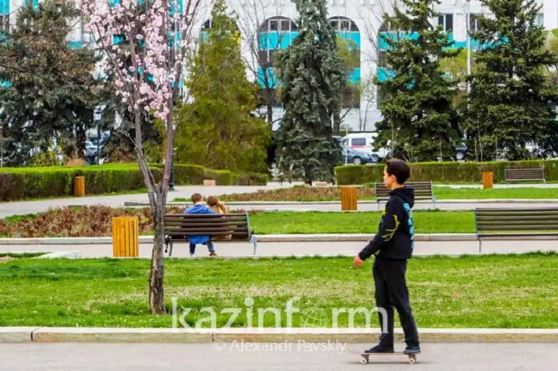 Плевки на улице: За один день в Нур-Султане выявили 23 нарушителя