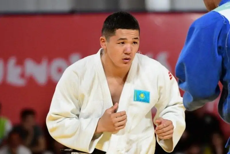 Дзюдочи Бекарис Садуақас Чэндудаги Универсиадада Қозоғистон терма жамоасига тўққизинчи медални тақдим этди