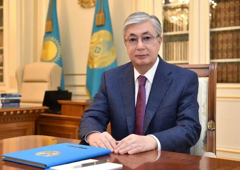Глава государства поздравил казахстанцев с Днем защитника Отечества