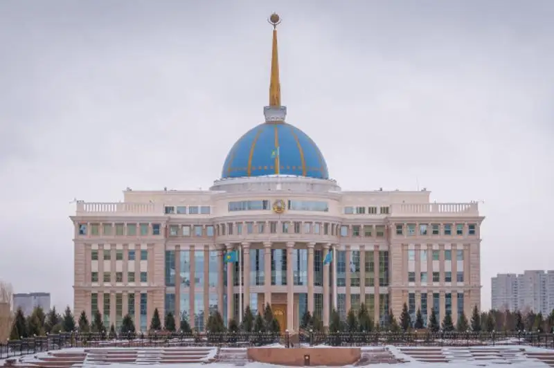 Қасим-Жомарт Тоқаев Ҳукуматга дипломатик ваколатхоналар ва хорижий бизнесни ҳимоя қилишни топширди