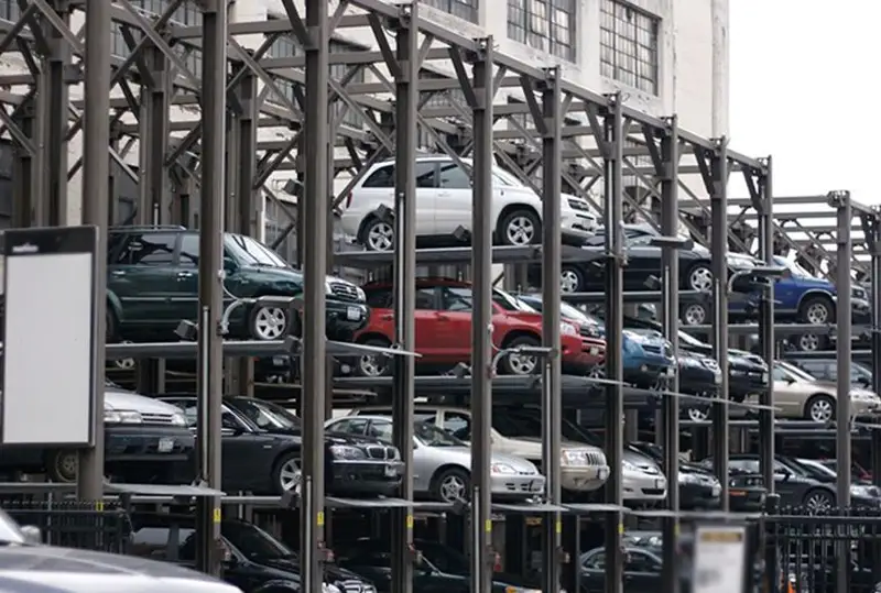 Алматида кўп қаватли автотураргоҳлар қурилади