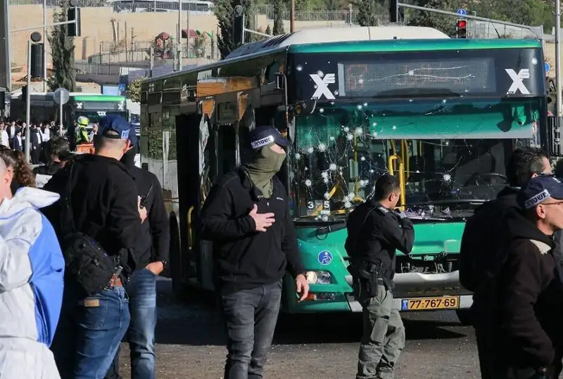 Қуддусга кираверишда иккита портлаш содир бўлди