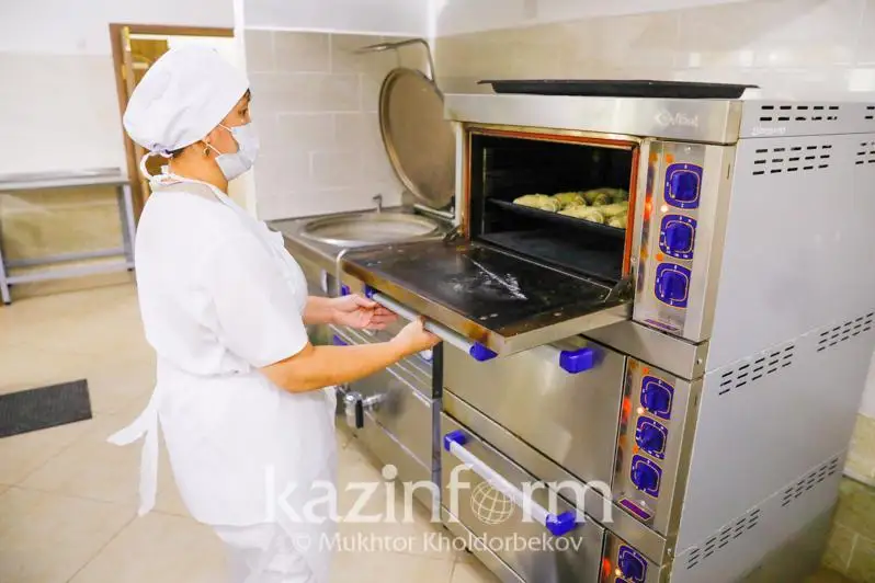 «EŃBEK» дастури: 400 мингга яқин қозоғистонлик иш билан таъминланди