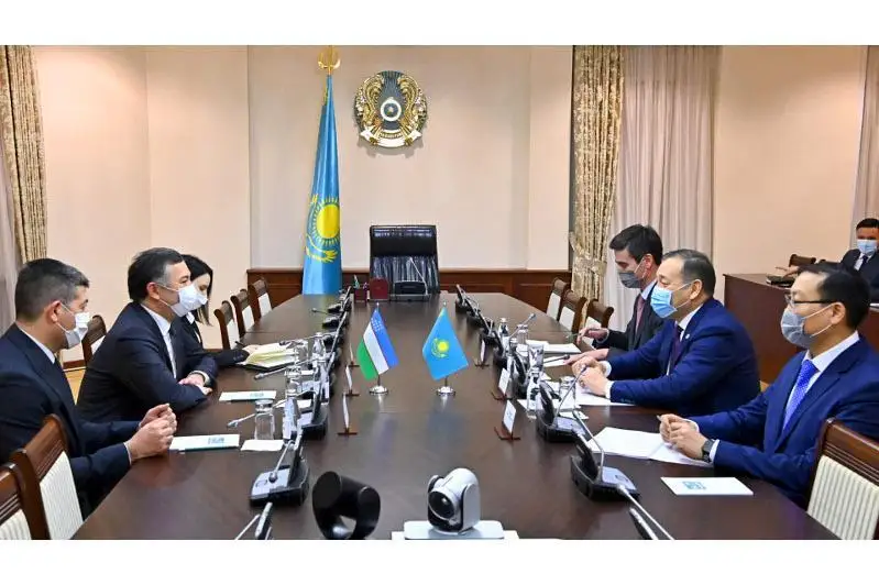 ҚР Бош вазири ўринбосари  Ўзбекистон соғлиқни сақлаш вазири билан учрашди