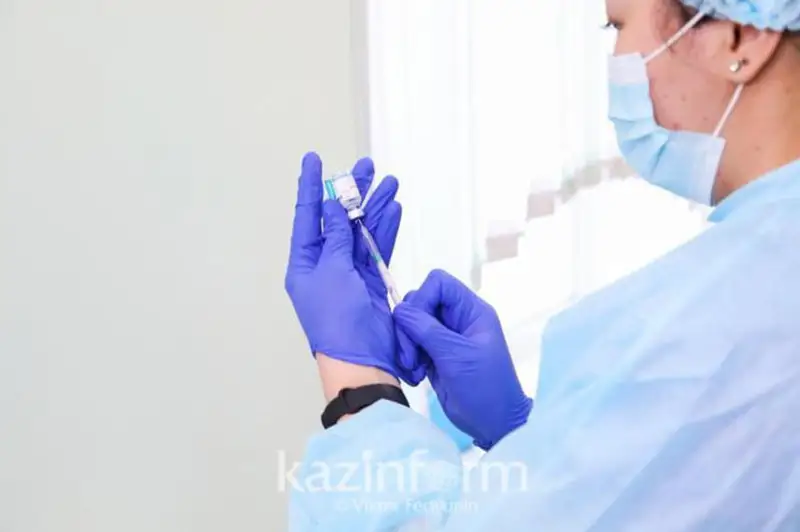 Қозоғистонда коронавирусга қарши вакцинанинг I компоненти билан 9,4 млндан зиёд киши эмланди