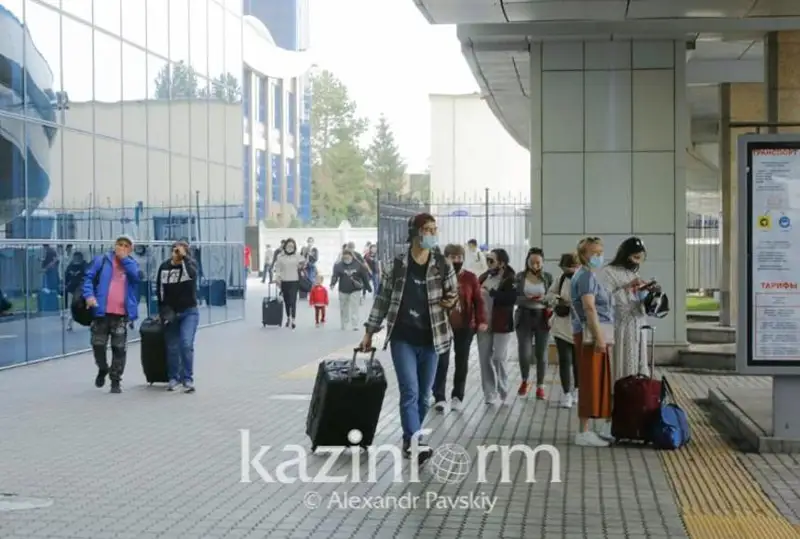 Число приехавших в Алматы россиян назвали в акимате