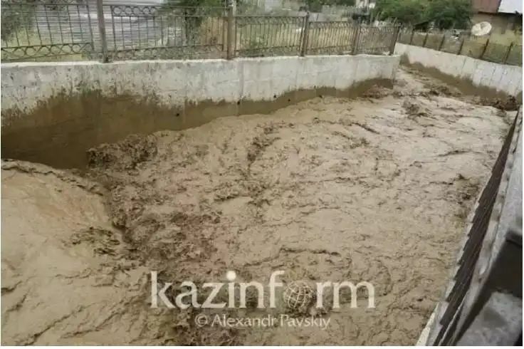 الماتى قالاسى مەن ەكى وبلىستا سەل قاۋپى ءالى دە جوعارى