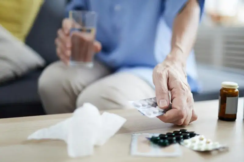 كوروناۆيرۋس جۇقتىرعان 13 مىڭنان استام ناۋقاس ۇيىندە ەمدەلىپ جاتىر