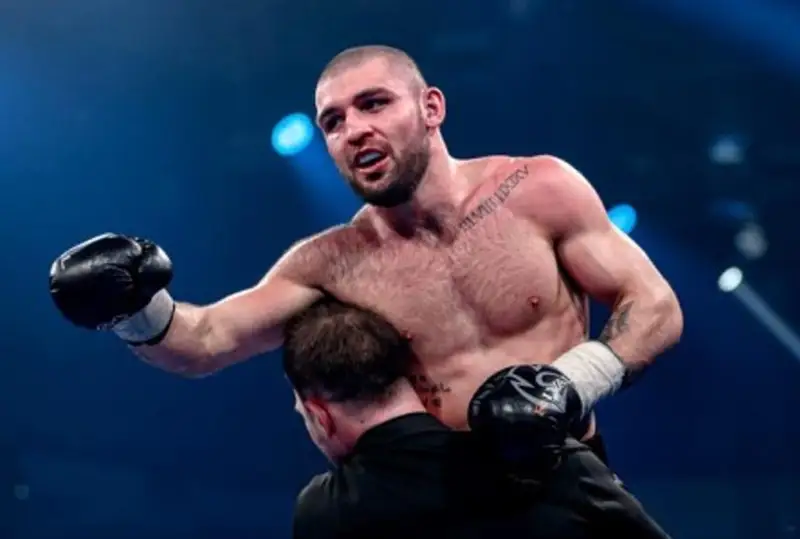 WBO экс-чемпиони Альварес Головкинни мағлуб этишини башорат қилди