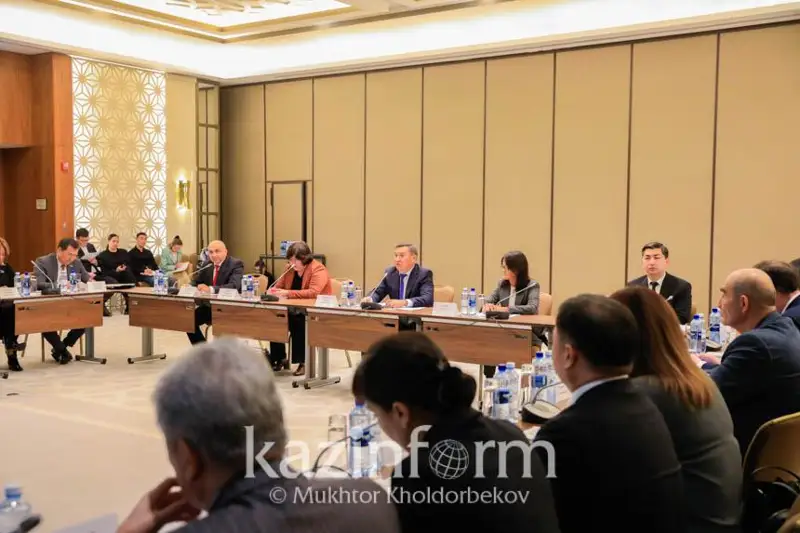 Шетелге бала алып шығатын азаматтарды бақылау күшейеді