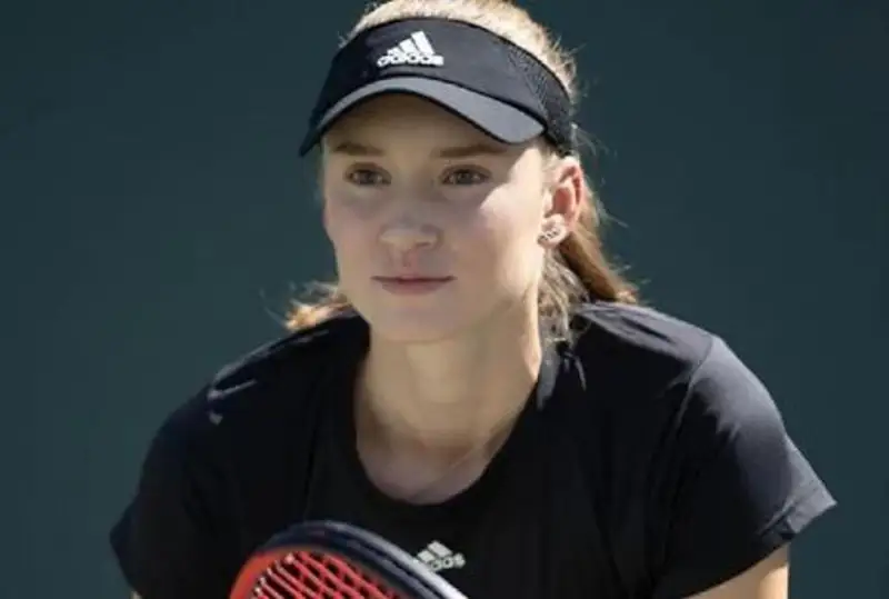 Рыбакина понесла потерю в мировом рейтинге после триумфа на Уимблдоне