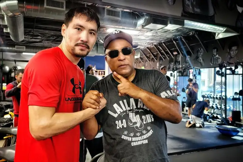 بوكسشى جانىبەك ءالىمحان ۇلى ا ق ش- تا جاتتىعۋىن باستادى