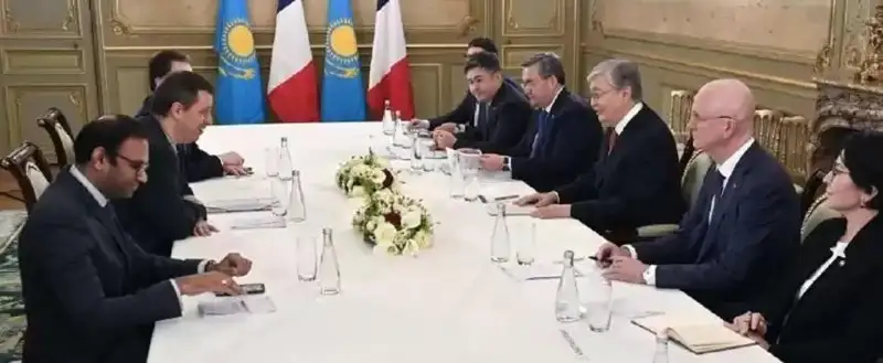 Qasym-Jomart Toqaev  Électricité de France (EDF) kompanııasynyń bas dırektoryn qabyldady