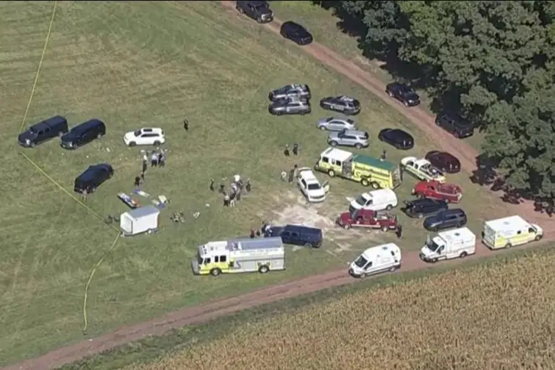 ФҚБ портловчи моддалар билан машғулотлар ўтказди, беш нафар зобит яраланди