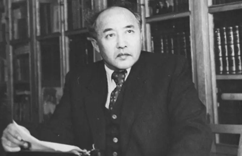 مۇحتار اۋەزوۆ: ەندى كەزدەسە قالساق، ءبىر-ءبىرىمىزدى تانىمايتىنداي بولايىق