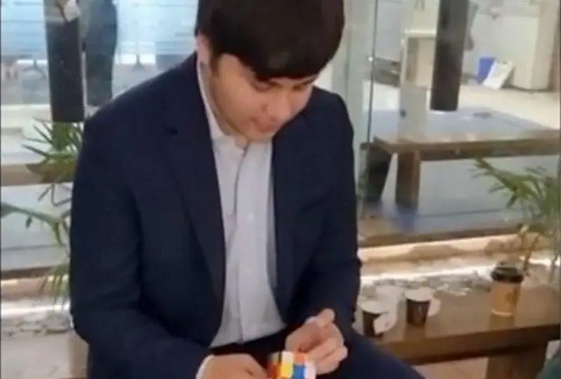 Титаник яқинида ҳалок бўлган йигит океан тубида жаҳон рекордини ўрнатмоқчи бўлган