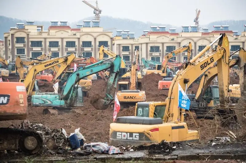 武汉建专门医院救治新型冠状病毒感染的肺炎患者