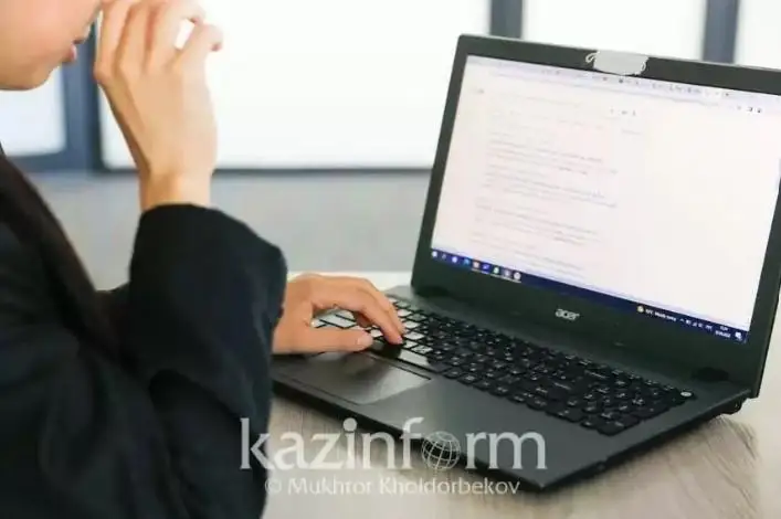 قىرعىزستان قاشىقتان جۇمىس ىستەۋدى زاڭداستىردى